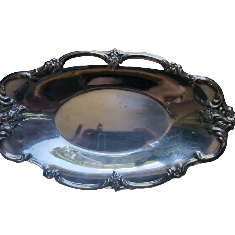 INTERNATIONAL SILVER COMPANY HAND KRAFTED 13" X 8" Silver Oval Platter